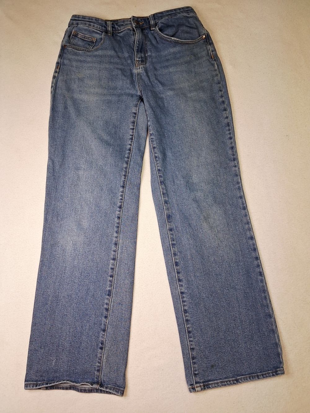 Classic Women's Straight-Leg Jeans - Blue
